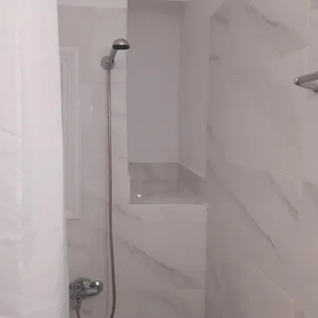Stylish Apartment *